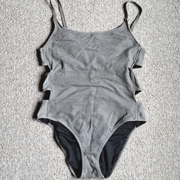 Shade & Shore metallic stripe side cutout one piece - Picture 8 of 11